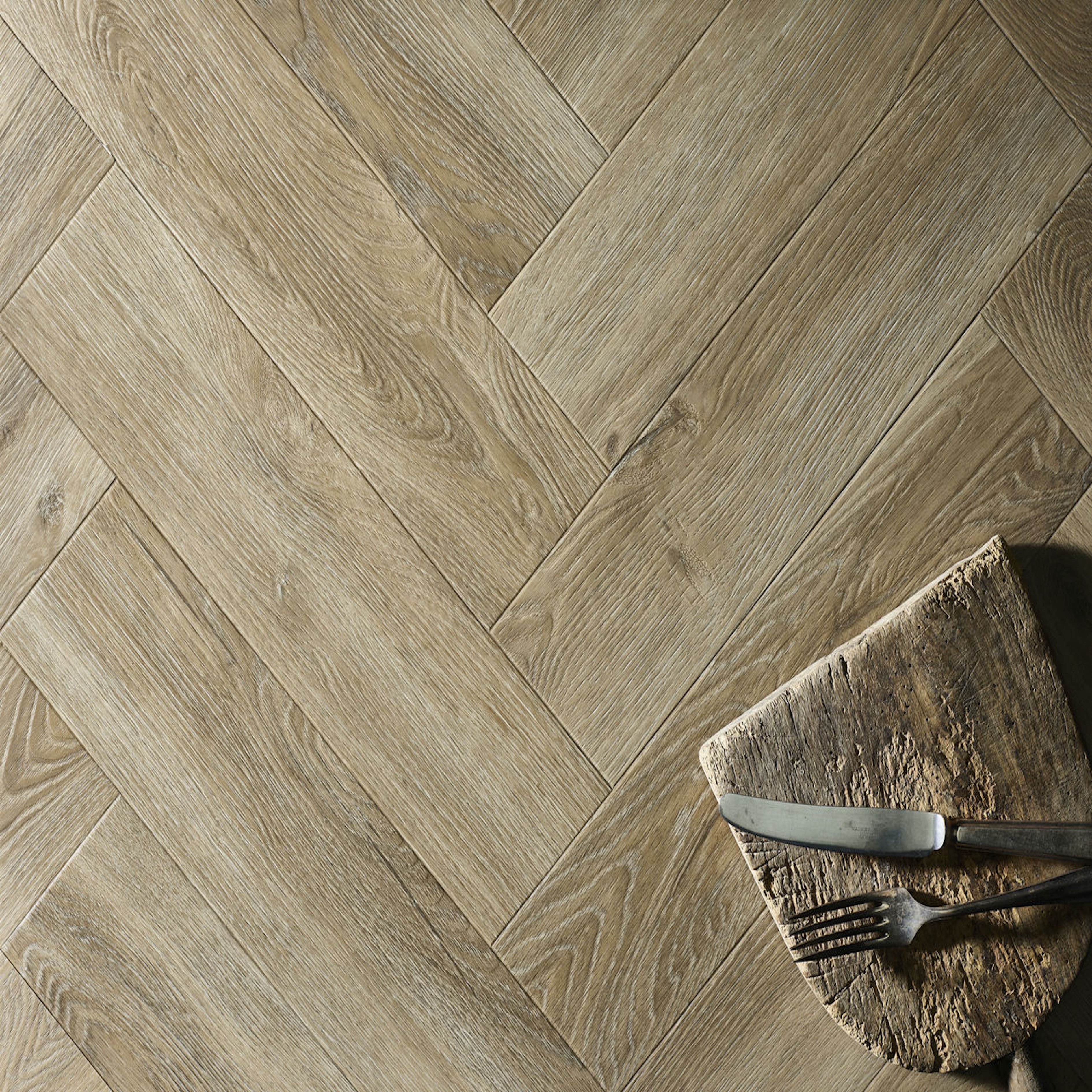 Textures LVT Weathered Oak Herringbone